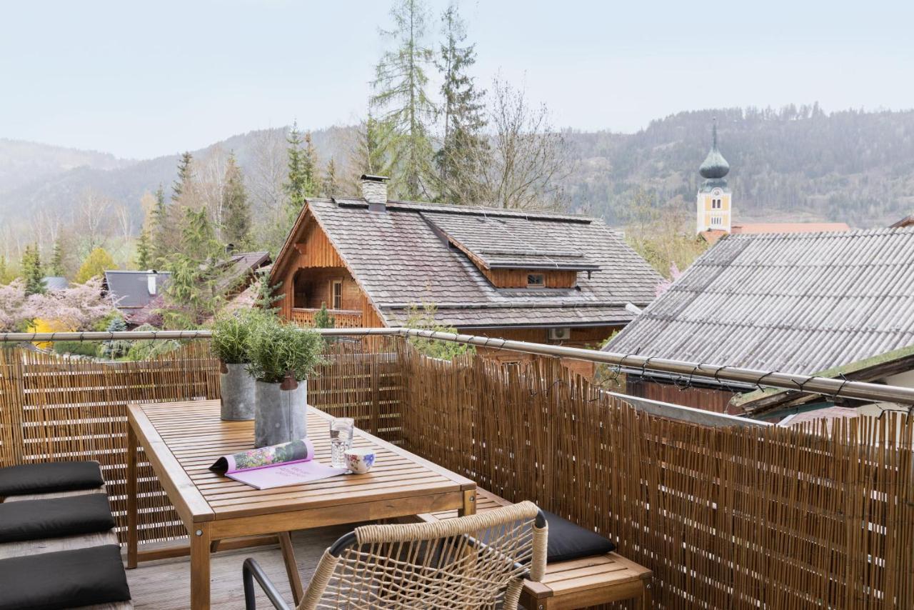 Das Dorf In Der Stadt Schladming Exteriör bild